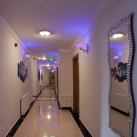 Igneada Parlak 3*